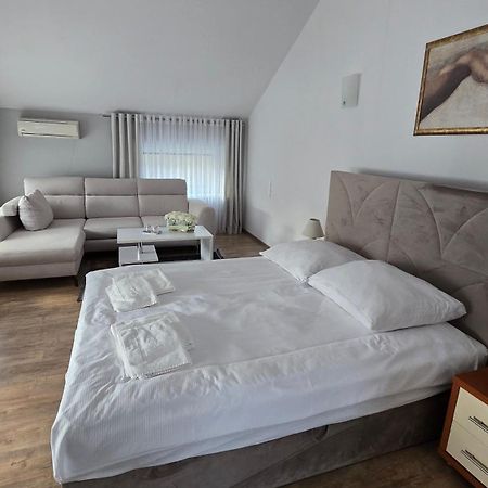 Bralin Motel Za Miedza מראה חיצוני תמונה