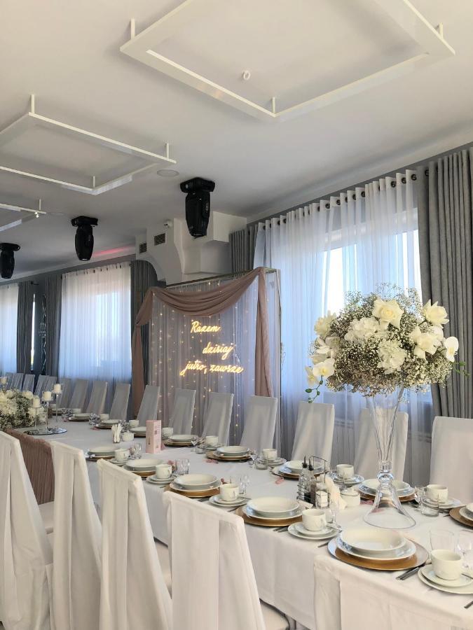 Bralin Motel Za Miedza מראה חיצוני תמונה