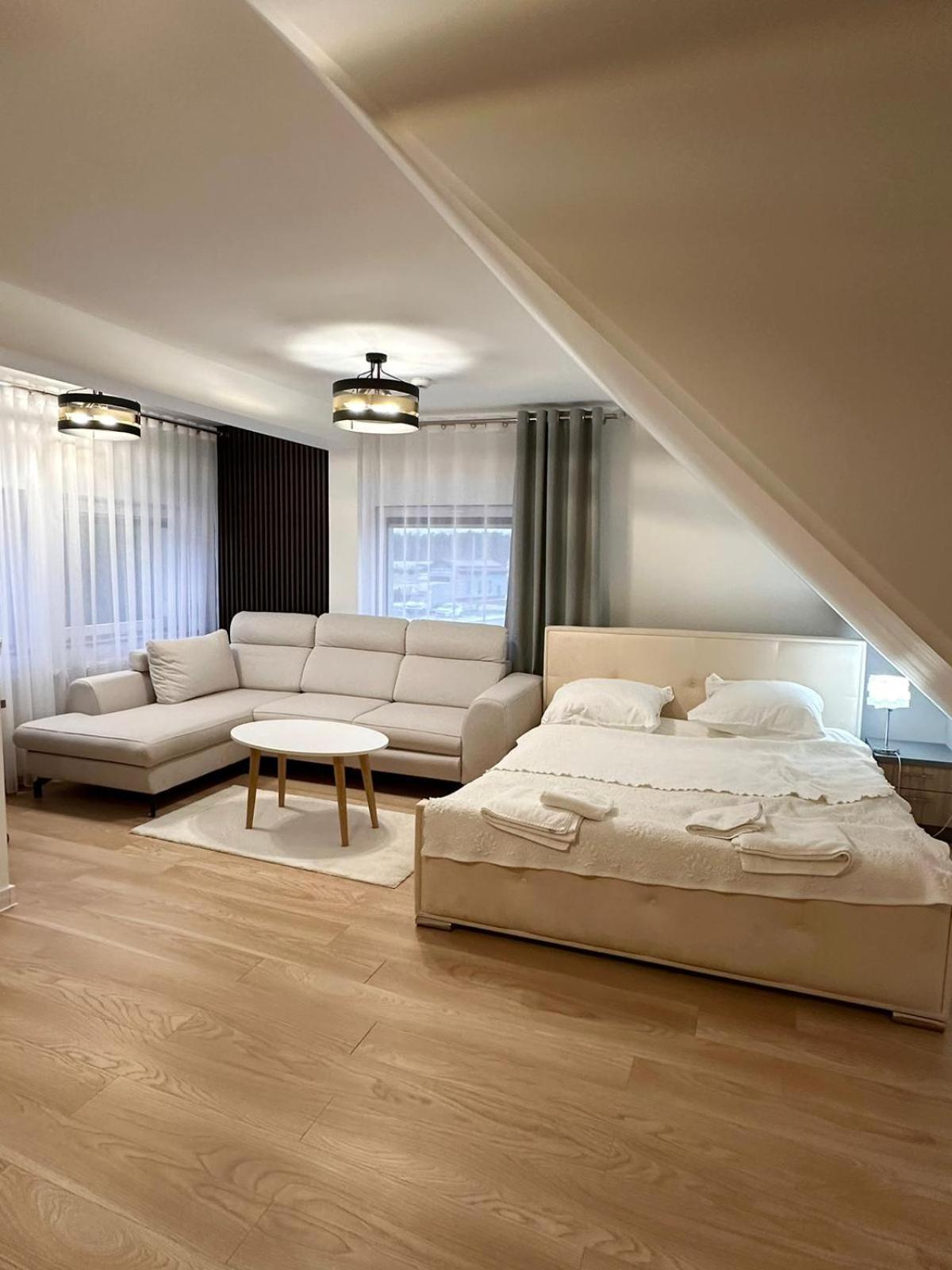Bralin Motel Za Miedza מראה חיצוני תמונה