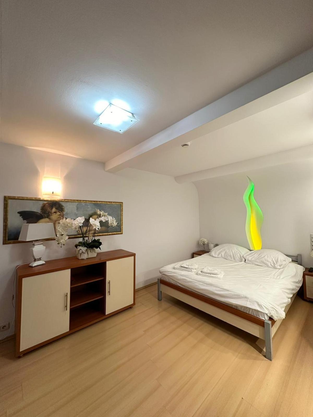 Bralin Motel Za Miedza מראה חיצוני תמונה