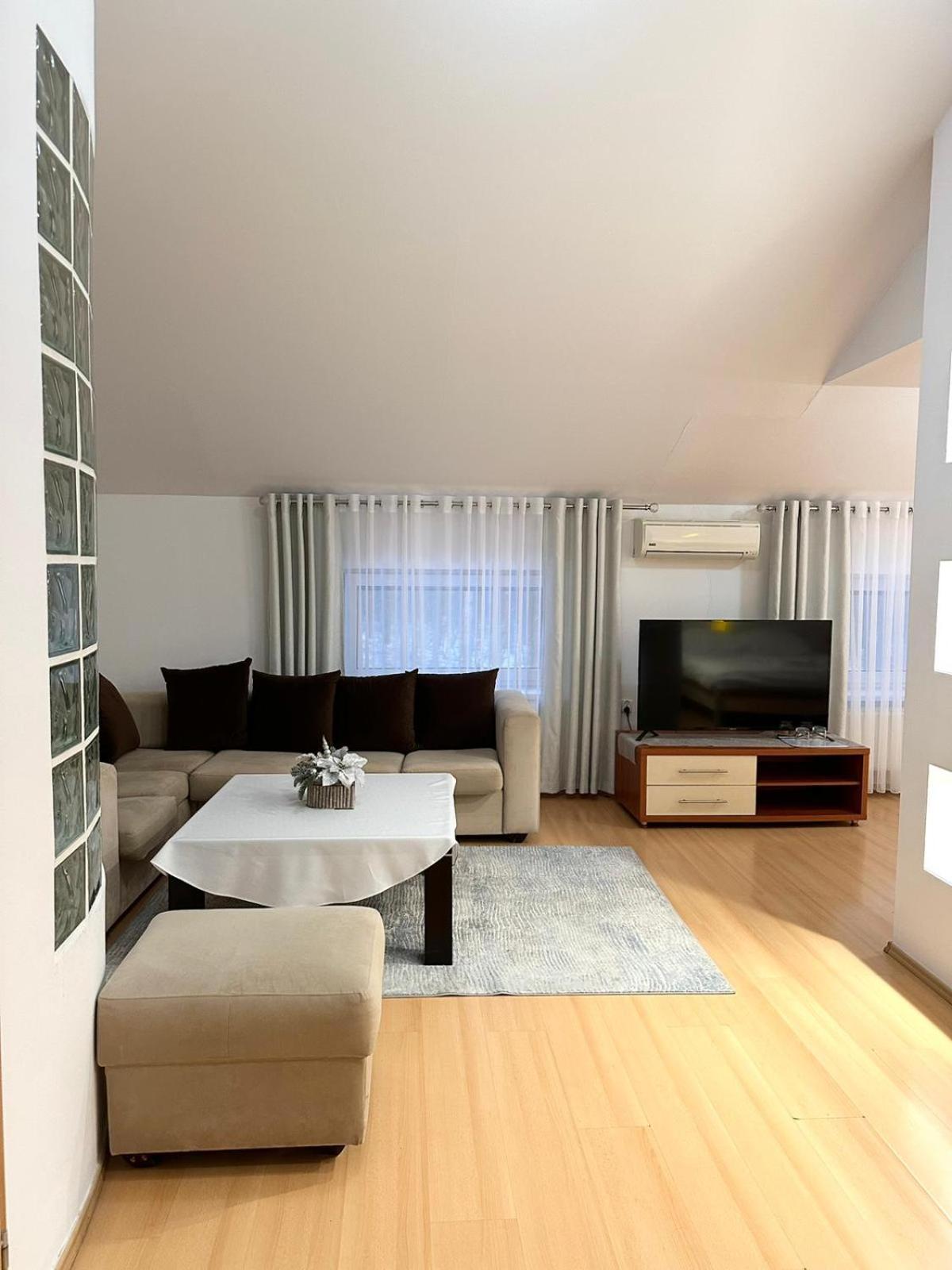 Bralin Motel Za Miedza מראה חיצוני תמונה