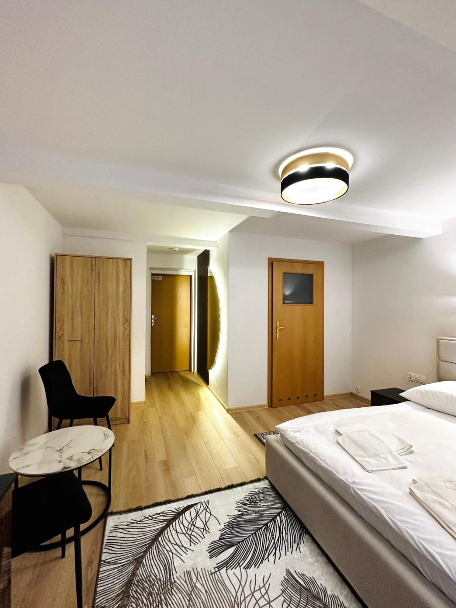 Bralin Motel Za Miedza מראה חיצוני תמונה