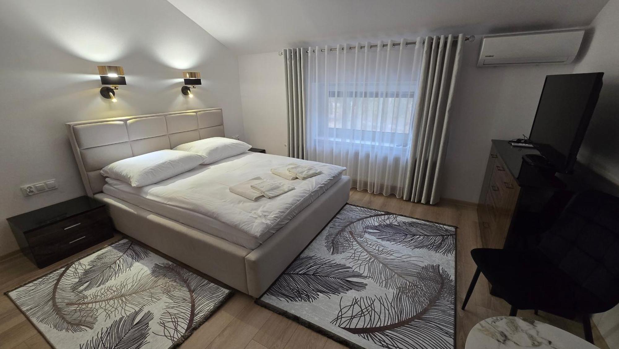 Bralin Motel Za Miedza מראה חיצוני תמונה