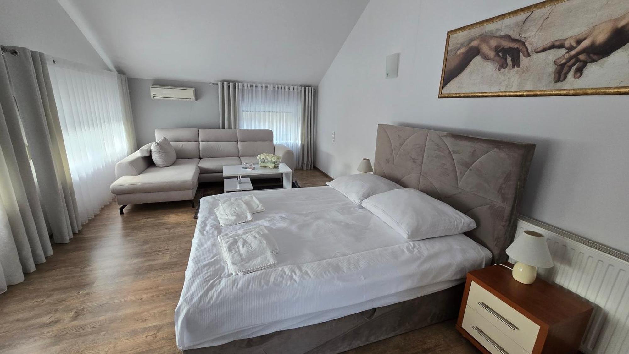 Bralin Motel Za Miedza מראה חיצוני תמונה